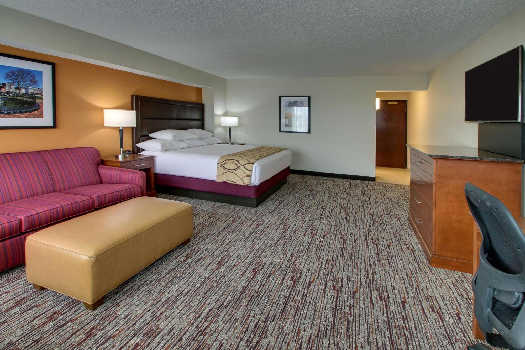 Drury Inn & Suites بولينغ غرين المظهر الخارجي الصورة