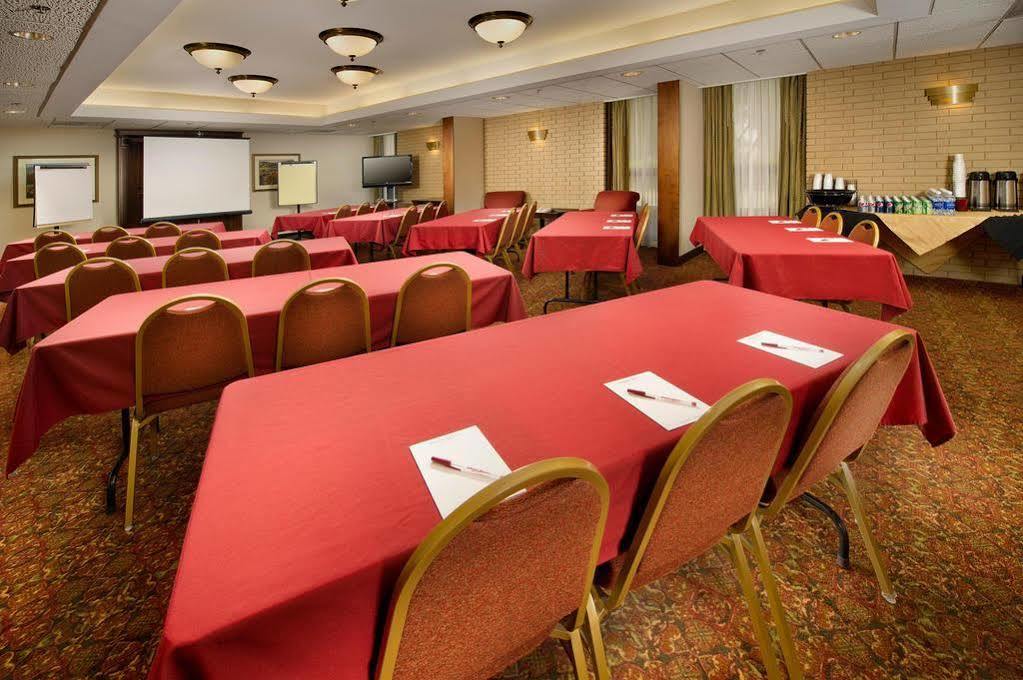 Drury Inn & Suites بولينغ غرين المظهر الخارجي الصورة